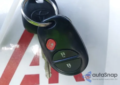 2012 Toyota Tundra Grade 5.7L V8 from USA, damaged, VIN 5TFDW5F10CX245843